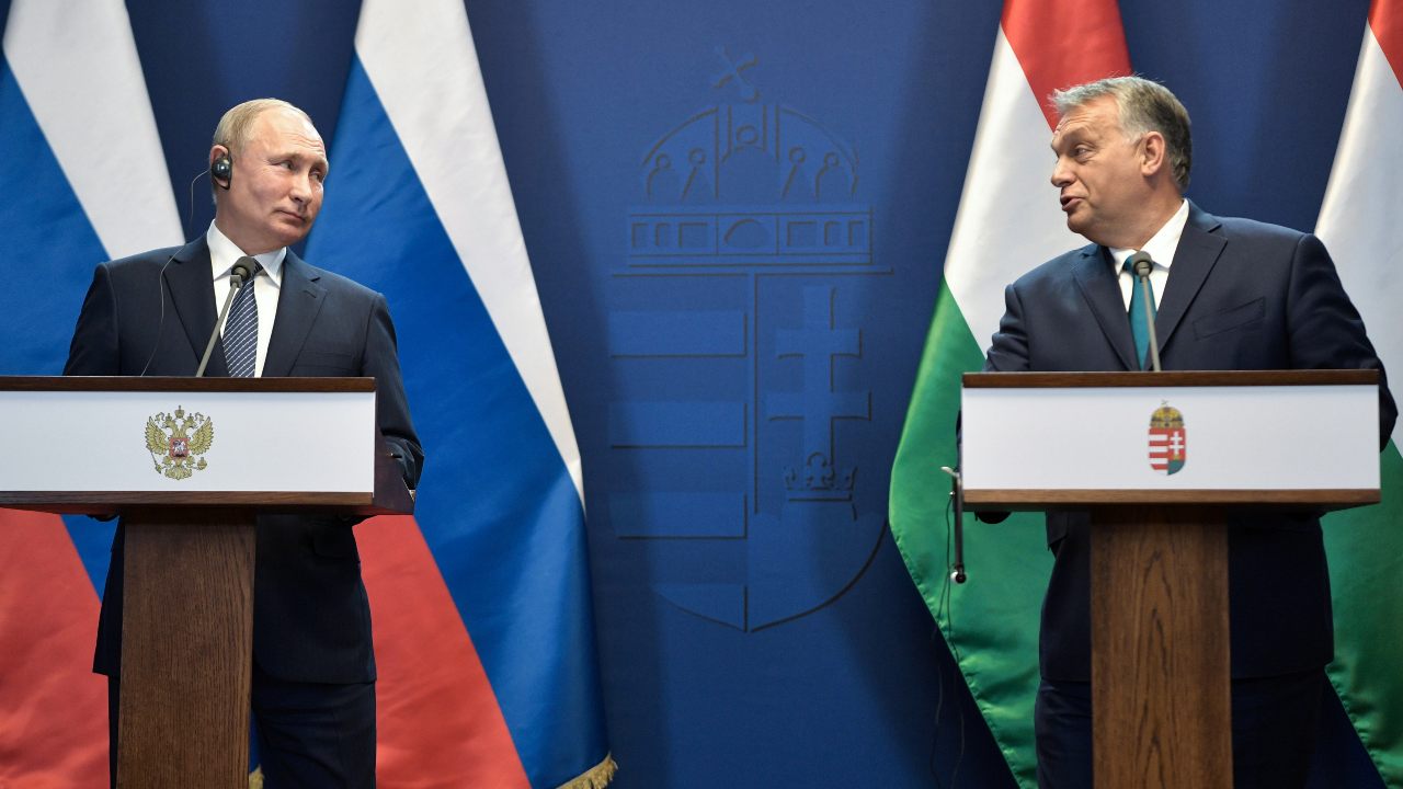 Photo: Hungarian Prime Minister Viktor Orban and Russian President Vladimir Putin attend a news conference following their talks in Budapest, Hungary, October 30, 2019. Credit: REUTERS/Bernadett Szabo.