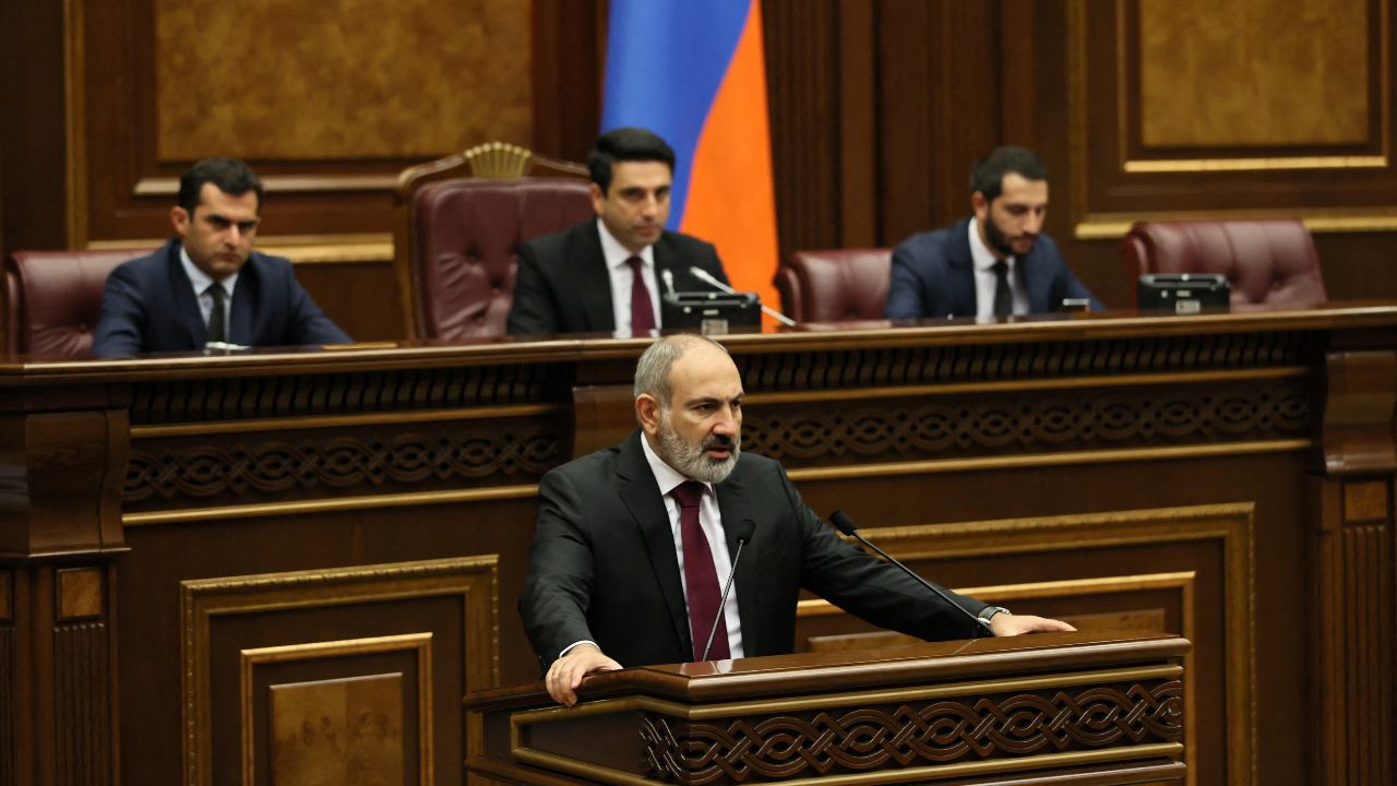 Photo: Armenian Prime Minister Nikol Pashinyan addresses parliament following an escalation in hostilities over the Nagorno-Karabakh region along the border of Armenia with Azerbaijan, in Yerevan, Armenia, September 13, 2022. Credit: Tigran Mehrabyan/PAN Photo via REUTERS ATTENTION EDITORS - THIS IMAGE HAS BEEN SUPPLIED BY A THIRD PARTY. MANDATORY CREDIT.