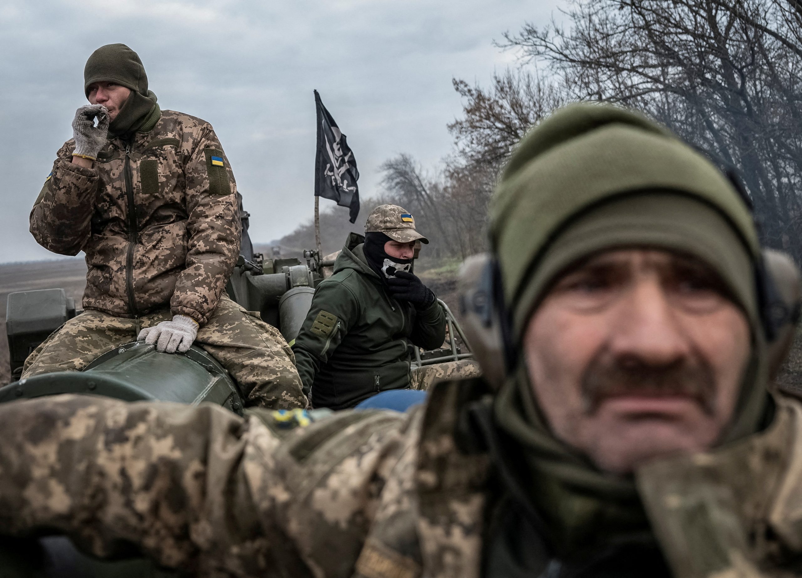 Photo: Ukrainian servicemen ride a 2S7 Pion self-propelled gun, as Russia's attack on Ukraine continues, near a frontline in Kherson region, Ukraine November 9, 2022. Credit: REUTERS/Viacheslav Ratynskyi